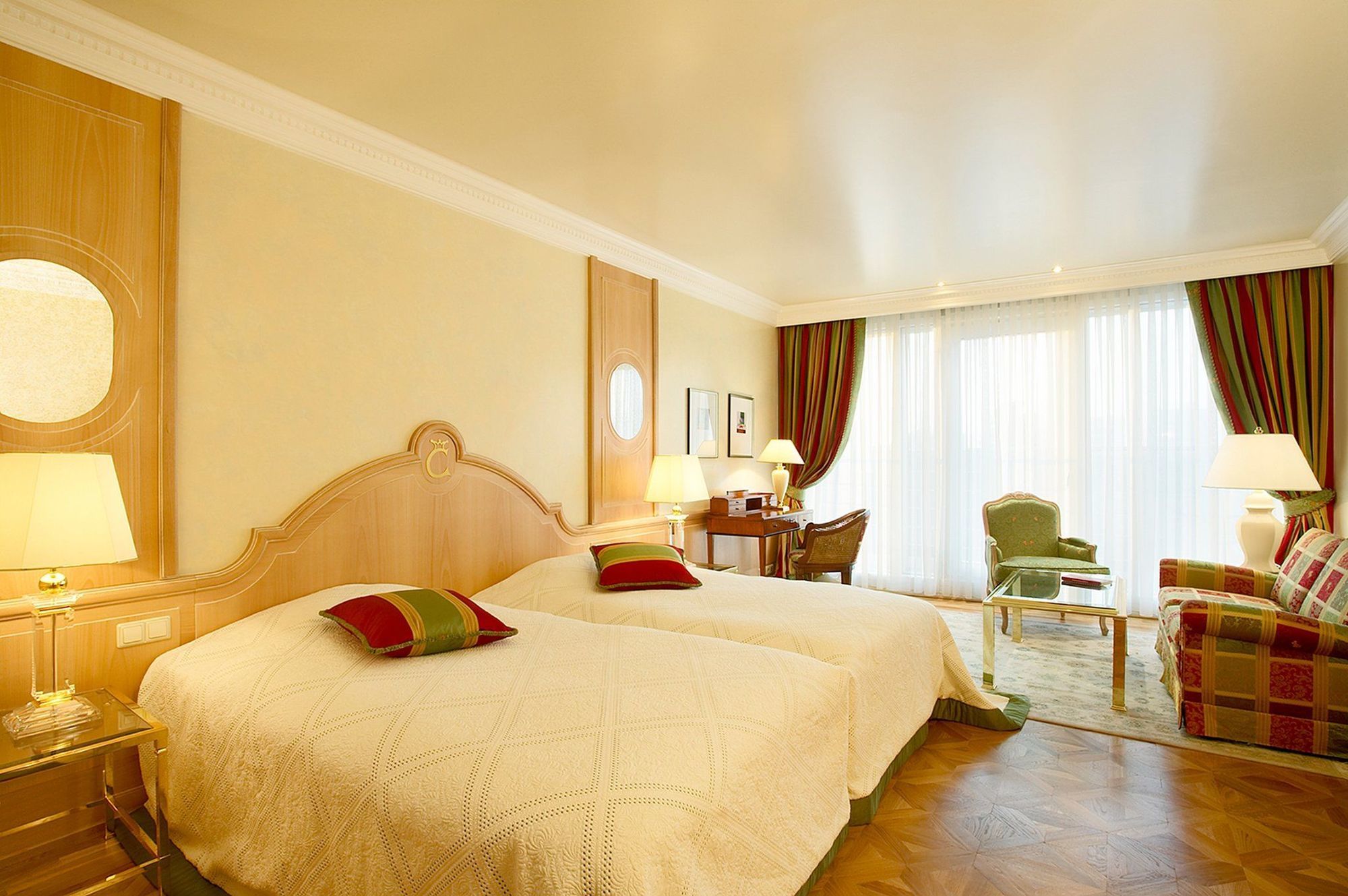 Colombi Hotel Freiburg im Breisgau Szoba fotó A room at the Hotel de la Tour