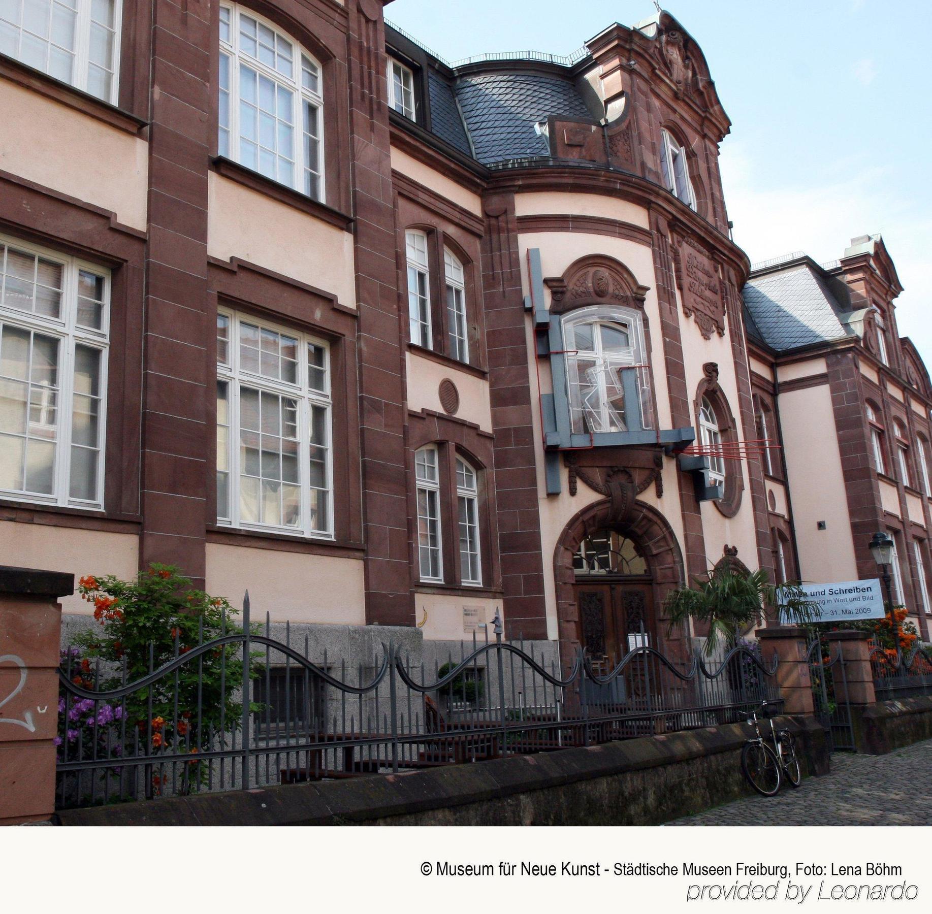 Colombi Hotel Freiburg im Breisgau Kültér fotó The town hall in Bergstraße