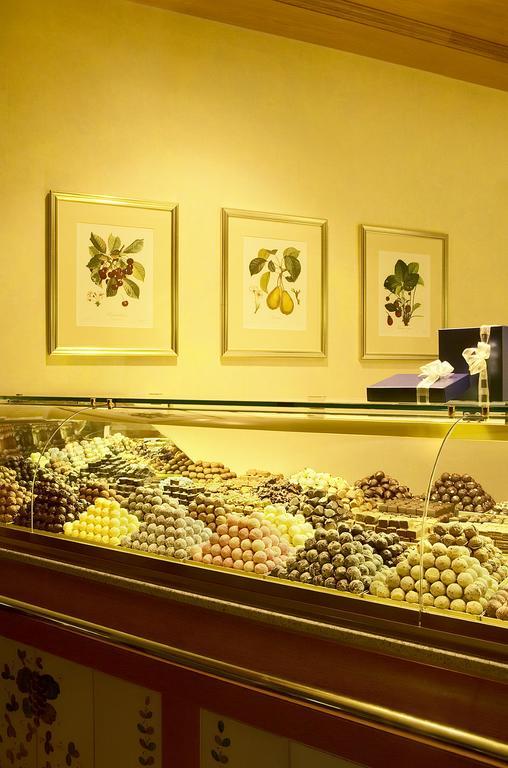 Colombi Hotel Freiburg im Breisgau Kültér fotó Chocolate truffles